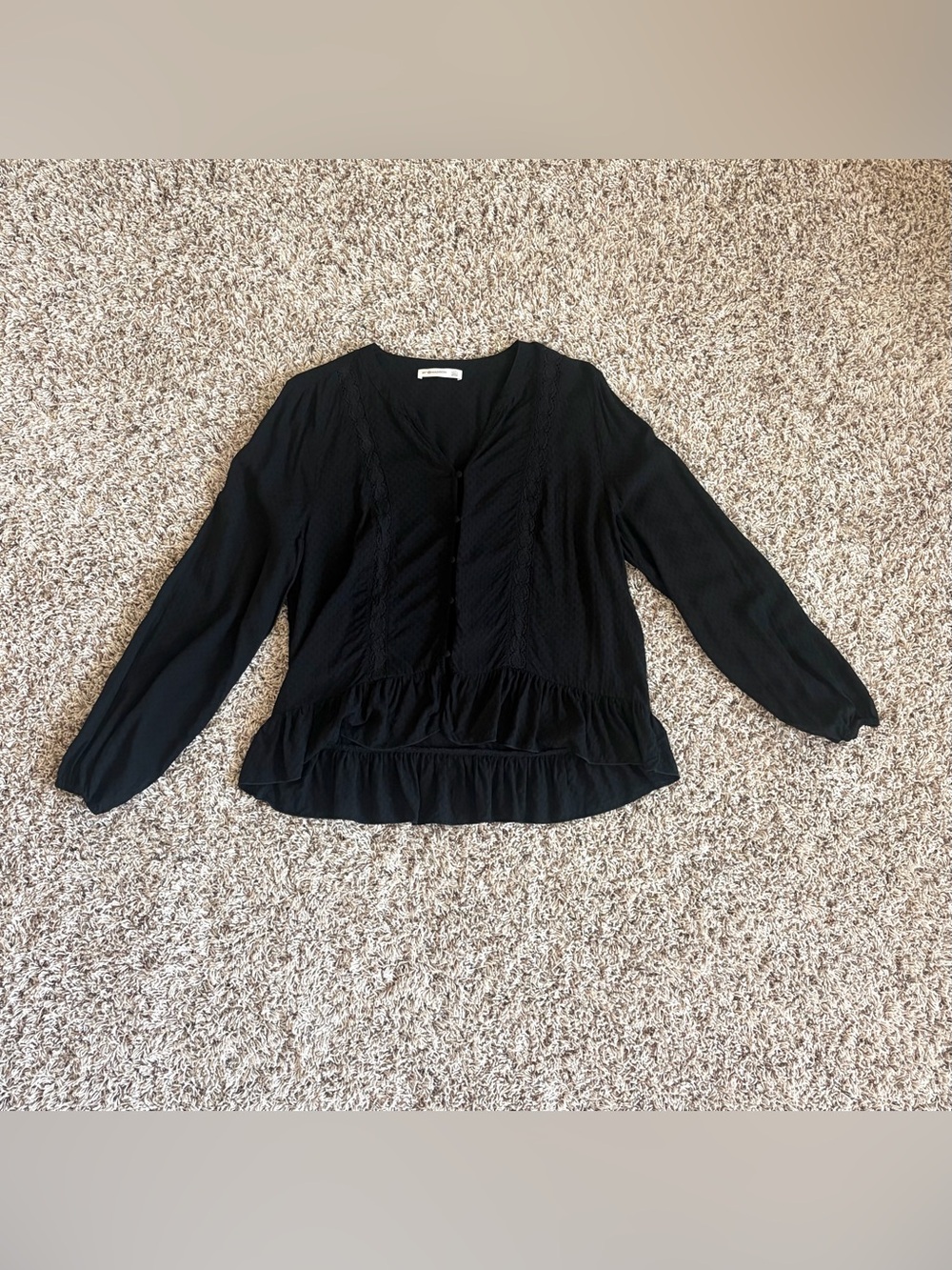 89th & Madison Black VNeck Button Down Peplum Boho feminine Prairie Blouse Large
